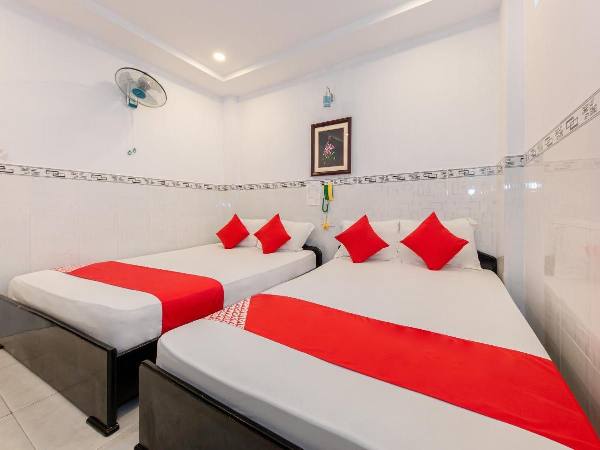 Oyo 828 Hoa Giay Hotel Nha Trang Exterior foto